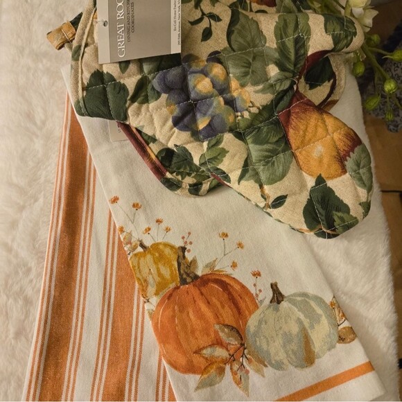 Thanksgiving Fall Harvest Kitchen Linens 2 Dish Towels Oven Mitt Pot Holder NWT - Picture 7 of 10